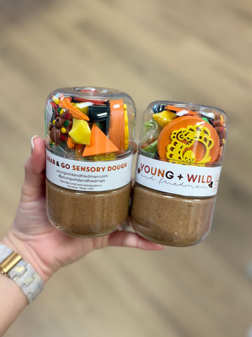 Young + Wild & Friedman Make a Turkey Dough Jars