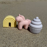 Ali+Oli Squirt Unicorn Water Bath Toy Set (Mold Free)