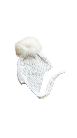 Mi Lucero White Pom Tie Hat