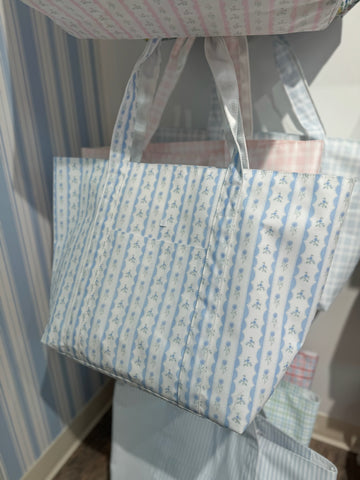 TRVL Blue Ribbon Floral Jumbo XL Tote