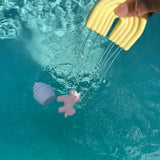 Ali+Oli Squirt Unicorn Water Bath Toy Set (Mold Free)